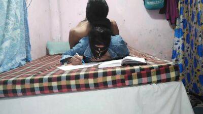 Indian College Girl Ki Tution Class Boyfriend Ke Sath - voyeurhit.com - India