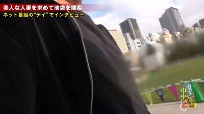 0000383_スレンダーの日本人女性がガン突きされるグラインド騎乗位人妻NTR素人ナンパセックス - hclips.com - Japan