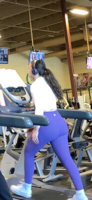 gym candid big booty asian - voyeurhit.com