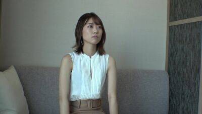 A beautiful gym trainer is frustrated and appears in AV - senzuri.tube - Japan