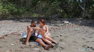 Sex On The Beach 1 - upornia.com