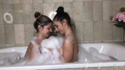Gina Gerson - Gina Gerson And Nelly Kent - And Fun In Bathroom - hclips.com