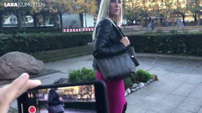 Lara Cumkitten - Street Date In Cameltoe Leggings Fucked And Facialized By A Stranger - hclips.com - Germany