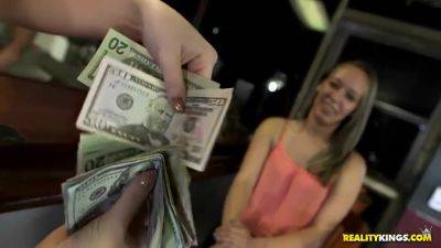 Table Dance For Quick Cash Feat. Real Amateur Girls - hclips.com