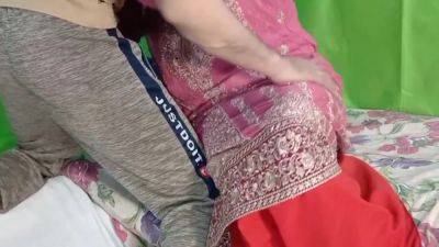 Hot Parosan Muslim Bhabhi Used To Play With My Indian Fat Cock 5 Min - hclips.com - India