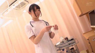 01F1223-Beautiful nurse handjobs patient's cock - senzuri.tube