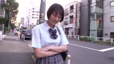 0001166_18歳巨乳スレンダーの日本人女性がガン突きされる素人ナンパ痙攣イキセックス - upornia.com - Japan