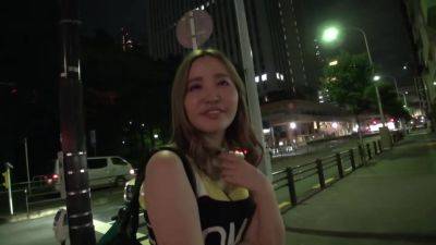 0001267_巨乳の日本人女性が素人ナンパ痙攣イキセックス - upornia.com - Japan