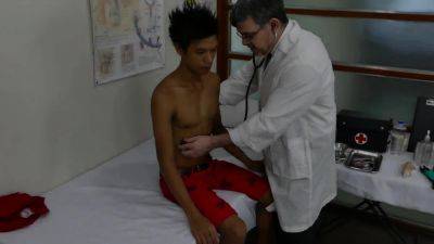 White doctor fucks Nippon skinny twink - drtuber.com