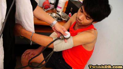 Enema Asian twink barebacked by doctor - drtuber.com