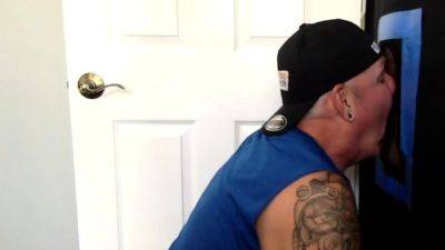 Gloryhole amateur DILF deepthroats cock - drtuber.com