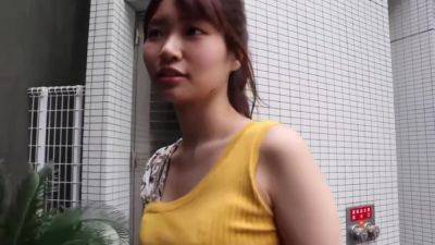0001561_貧乳のスレンダー日本人女性がセックス - upornia.com - Japan