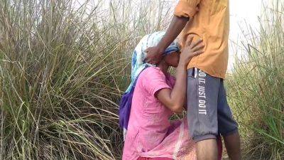 Husband Went With His Wife To Search For Wealth In The Forest, Wearing A Salwar Suit, The Husband Wa - desi-porntube.com