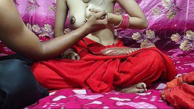 Mehndi Lagane Wale Ne Boobs Par Jabardasti Mehndi Lagai - desi-porntube.com - India