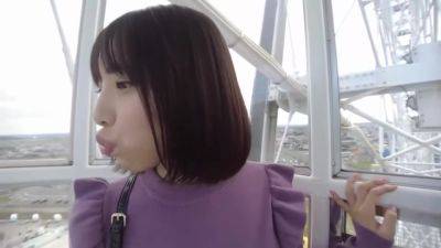 05266 Beautiful girl and hotel - senzuri.tube