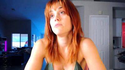 Homemade Amateur Redhead Striptease - drtuber.com