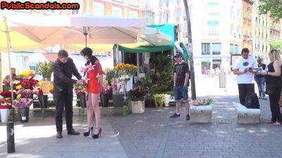 Tattooed public babe deepthroats in 3some for voyeurs - hotmovs.com