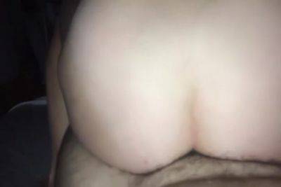 Super Creampy Chatte Poilue - videomanysex.com