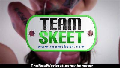 Vanessa Cage - Vanessa - Vanessa Cage fucks her trainer in this steamy team-skeet video - sexu.com