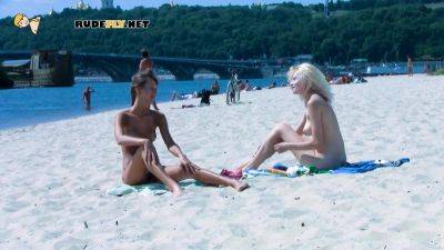 Stunning nudist teen playfully enjoys a hot day at the beach - hclips.com