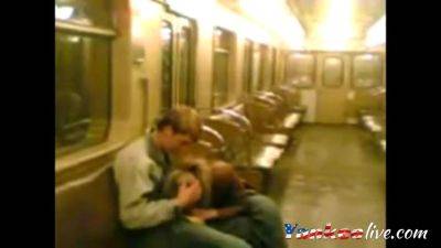 Blowjob In Train - hclips.com