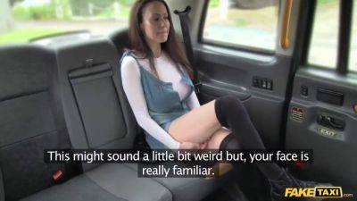 McKenzie Lee's fake taxi cabie can't resist his hard cock - sexu.com