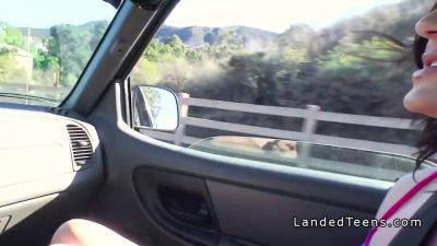 Lost Teen Fucks In Truck Trunk - videomanysex.com