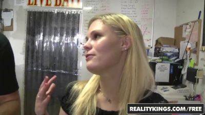 J.Mac - JMac - J-Mac dominates Kayla Lay with his money & kings skills in HD reality video - sexu.com