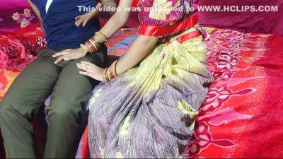 Desi Village Naukrani Ko Panso Rupee Dekar Jabardast Traike Se Choda - hclips.com - India