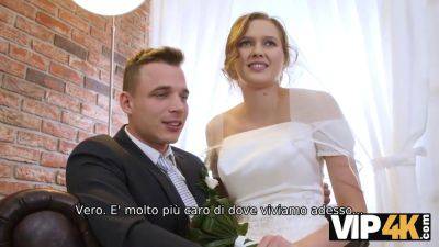 La coppia sposata decide di vendere la figa della sposa a buon prezzo - VIP4K reality porn - sexu.com - Czech Republic