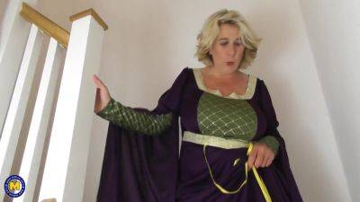Big Breasted Camilla Gets Fucked In Her Medieval Dress - upornia.com
