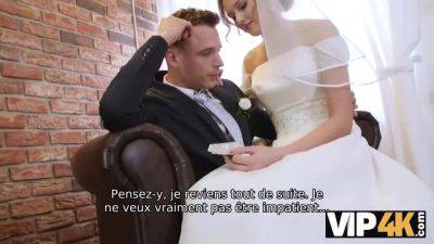 Czech couple mariée sells chat to their bride for cash - sexu.com - Czech Republic