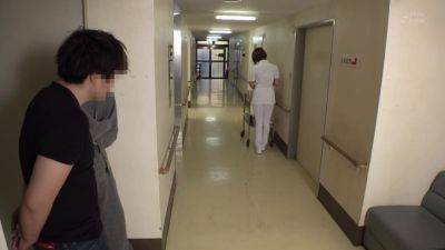 02H0523-Busty Mature Nurse in Skinny Pants Fucked in the Elevator - senzuri.tube