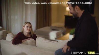 Ashley Lane In College Babe Deepthroating Stepcousin - hotmovs.com