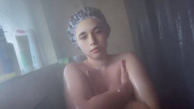 Bbw Taking A Shower - hclips.com