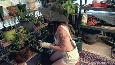Leila Larson - Gardening Dirt to Nude Striptease - porntry.com