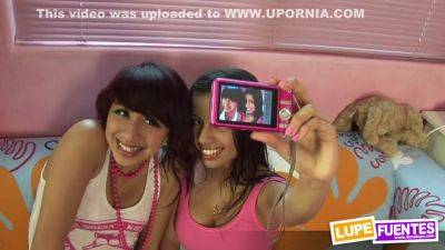 Girl On Girl With Lupe & Zoey - upornia.com