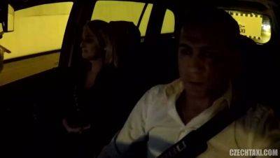 Czech Blonde's Car Cumshot - porntry.com - Czech Republic