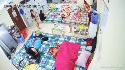 chinese girls dormitory.6 - hotmovs.com - China
