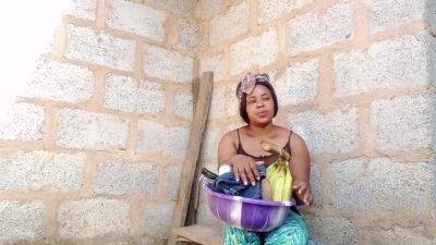 Beautiful Plantain Seller - Who Also Sells Beautiful Assets - hclips.com