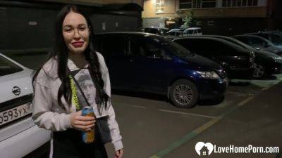 Nerdy Babe Sucks Dick On Parking Lot - hclips.com