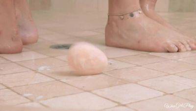 Molly Stewart - Mazzy Grace and Molly Stewart's Big Tit Lesbian Shower - veryfreeporn.com