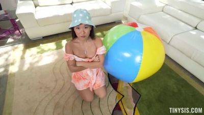 Kimmy Kimm - Asian Beauty Kimmy Kim - S2e7: A Game of Deepthroat - porntry.com