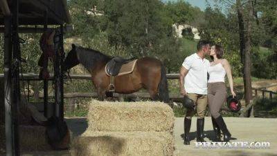 Yasmin Scott - Horse Rider Yasmin Scott Rides a Hung Stallion - veryfreeporn.com