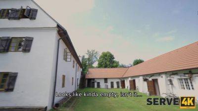 SERVE4K. Getting Head in Guest House - txxx.com - Czech Republic