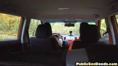 Public ebony driving student got banged in the backseat - hotmovs.com
