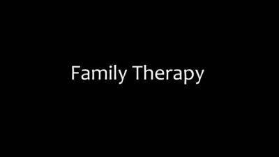 FamilyTherapyXXX Elly Clutch - The Rating Game - drtuber.com
