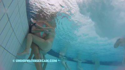 This Experienced Couple Knows Exactly How To Fuck Underwater - hclips.com