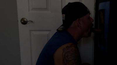 Gloryhole DILF eats cum after deep BJ - drtuber.com