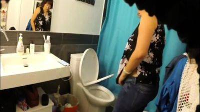 Asian stepmom wipes pussy (hidden cam) - drtuber.com